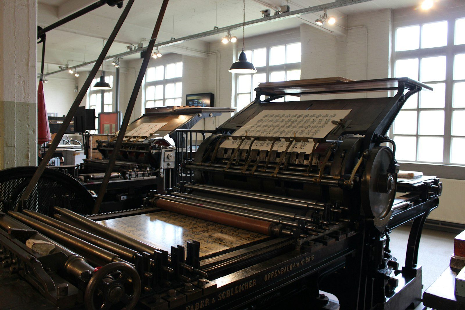 Press platen